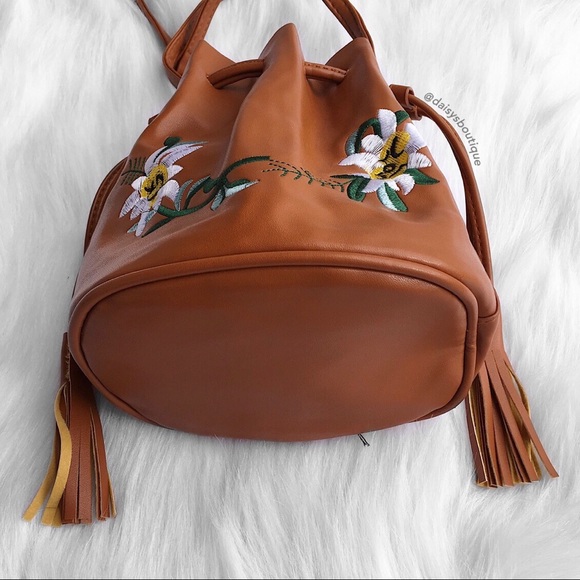 brown floral embroidered crossbody bucket bag - Picture 5 of 7